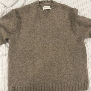 Abercrombie & Fitch Men's Tan Crewneck Sweater